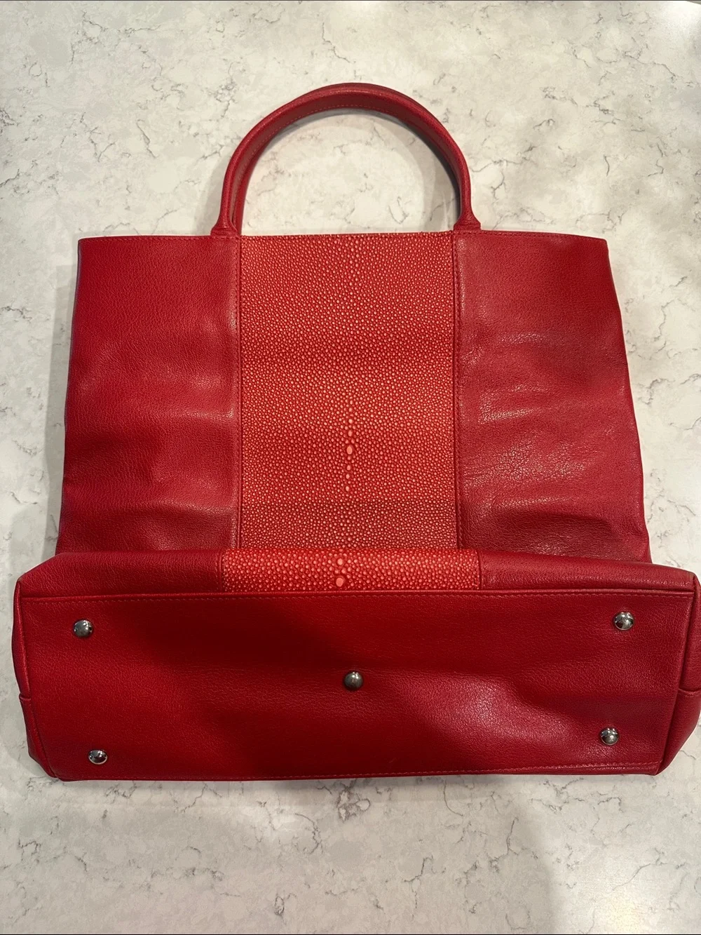 Longchamp Red Leather Tote with Textured Center Panel - Picture 2 of 13